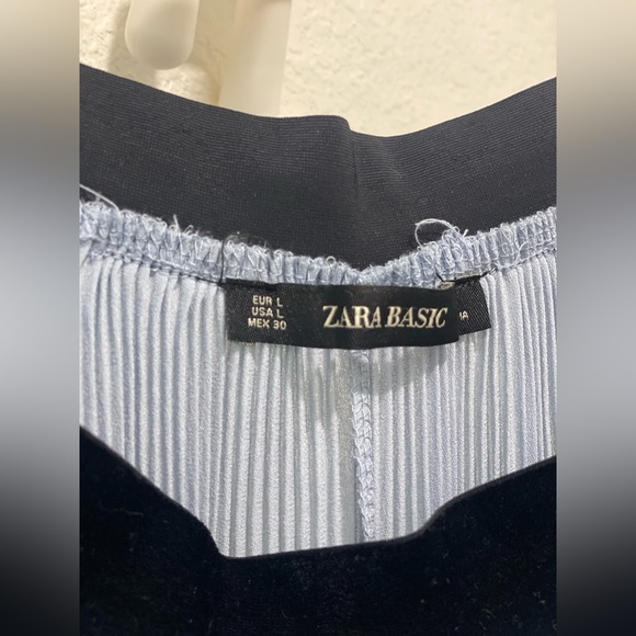 Zara Basic Pleated Palazzo Pants - Picture 4 of 6